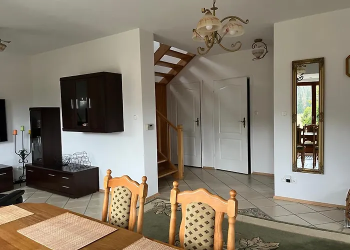 Lesny Zdroj 펜션 폴라니카-즈루이